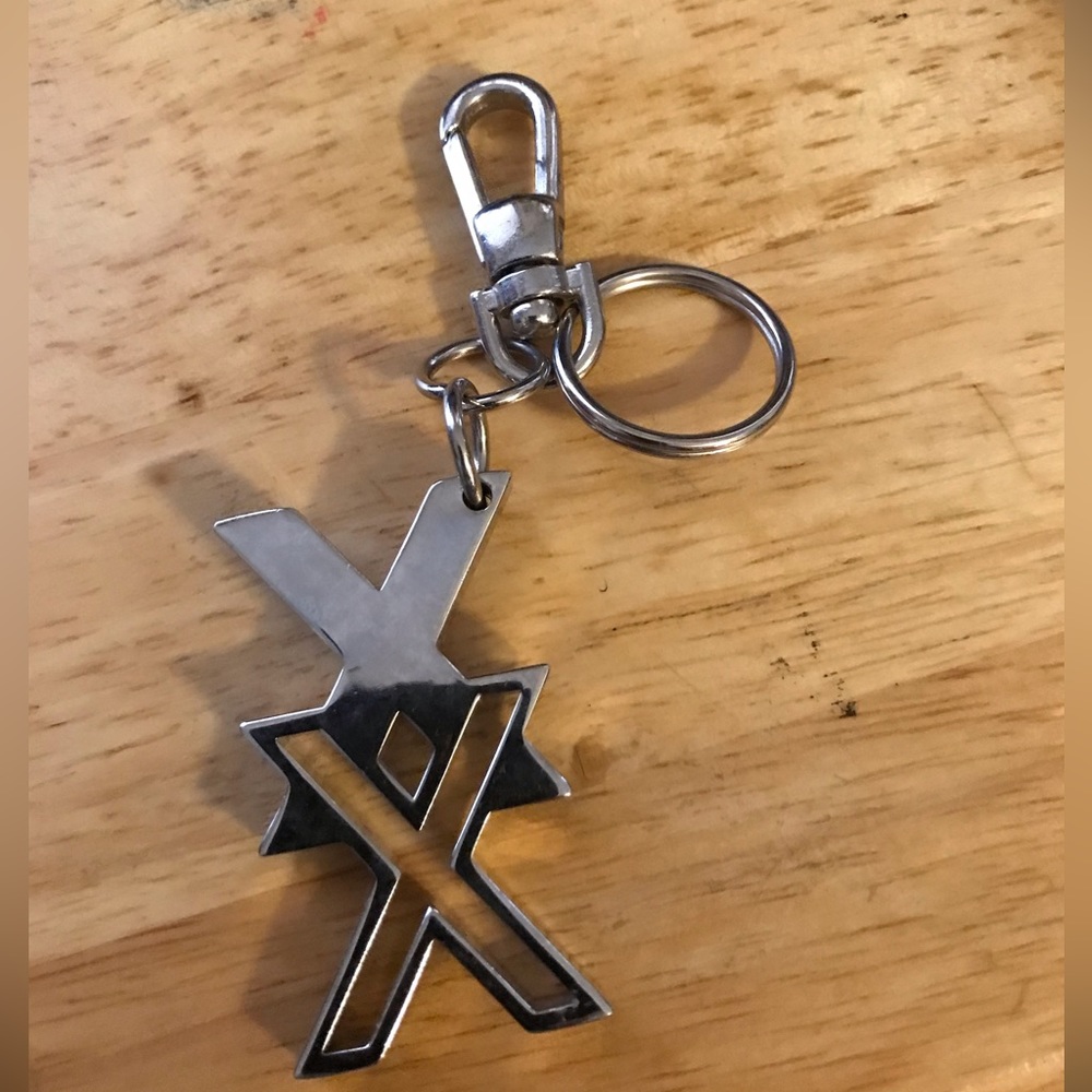 Letters X outline X metal keyring key chain keychain clip on 2"